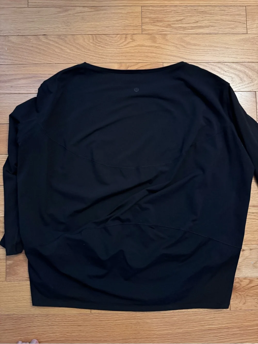Lululemon Back in action long sleeve shirt